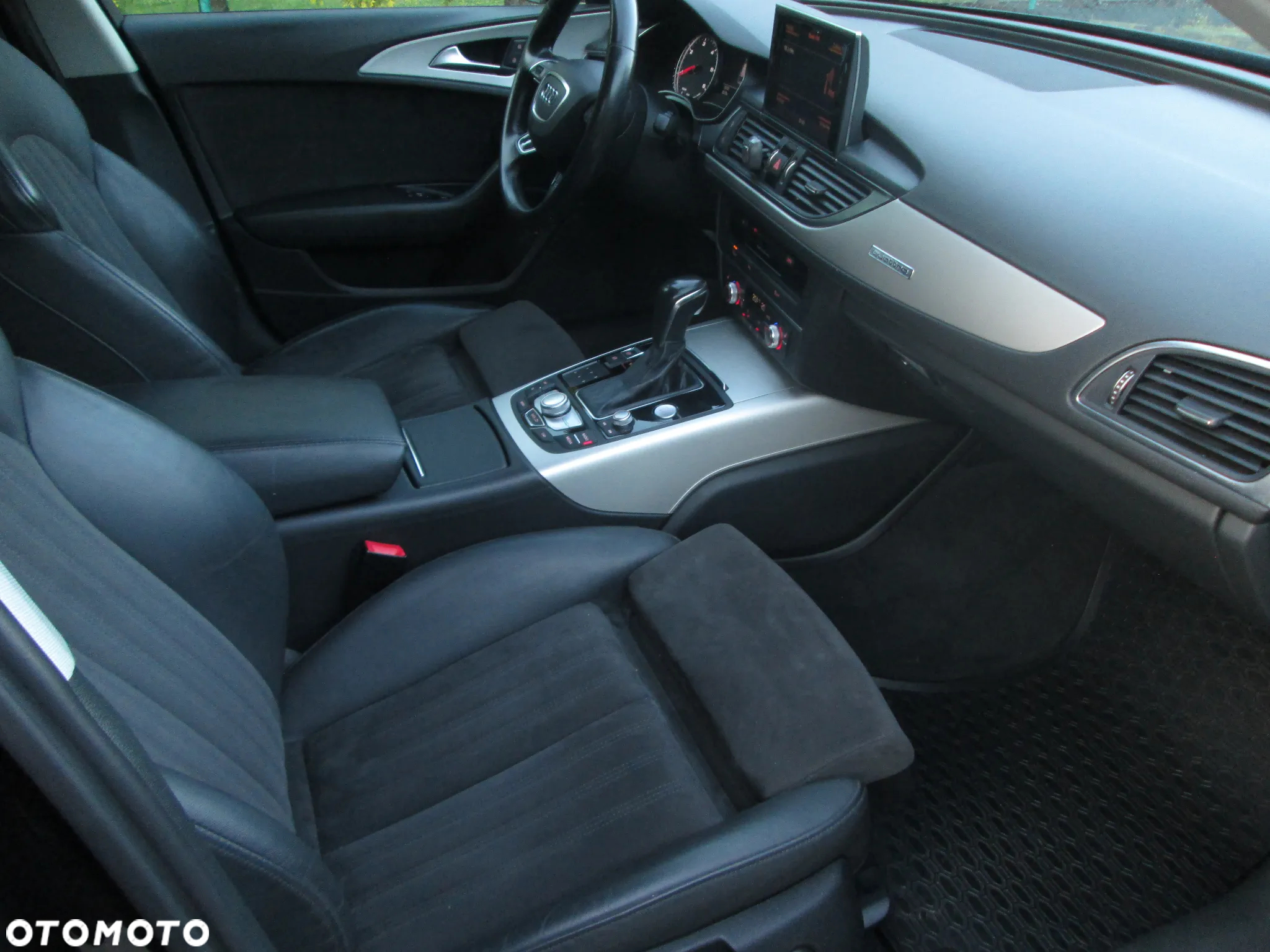 Audi A6 Avant 2.0 TDI quattro S tronic - 6