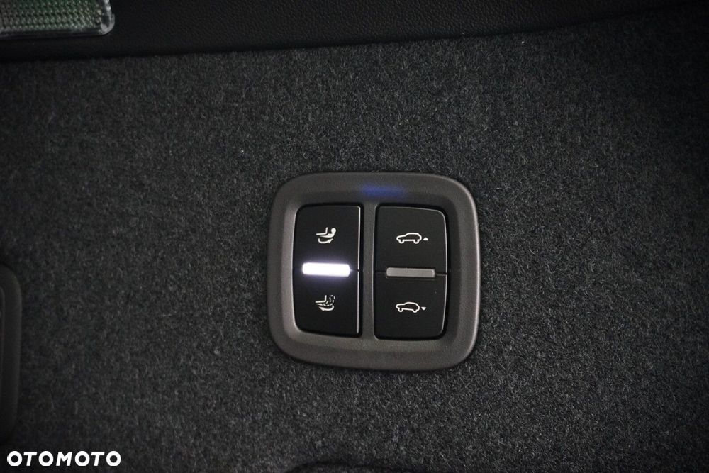 Porsche Cayenne - 16