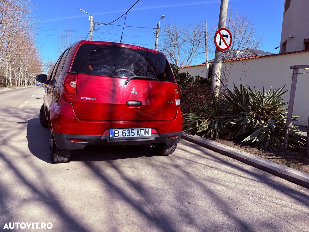 Mitsubishi Colt 1.1 Inform + - 5