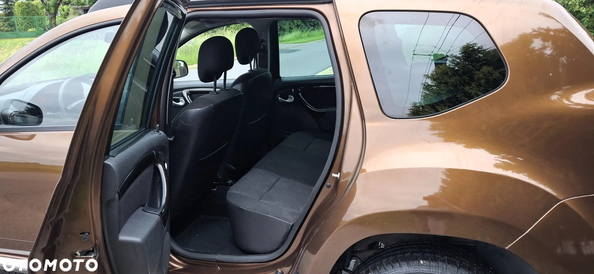 Dacia Duster 1.6 16V 4x2 Laureate - 13