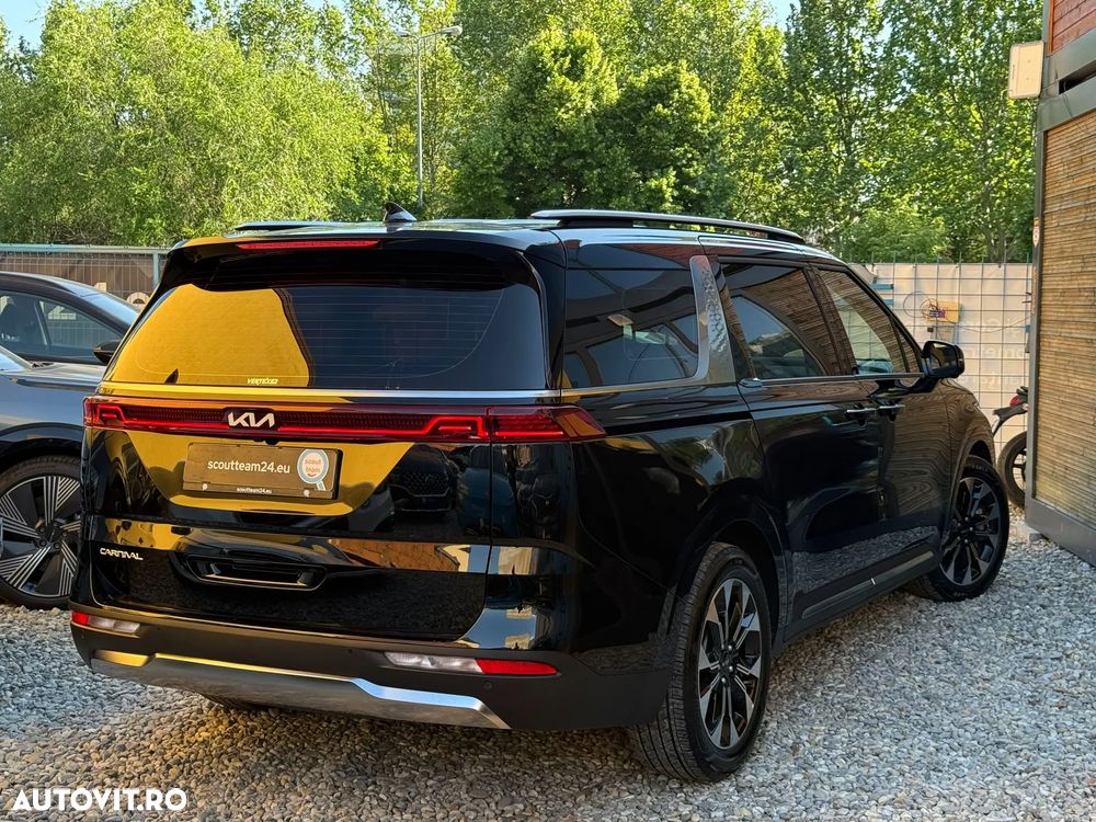 Kia Carnival - 3