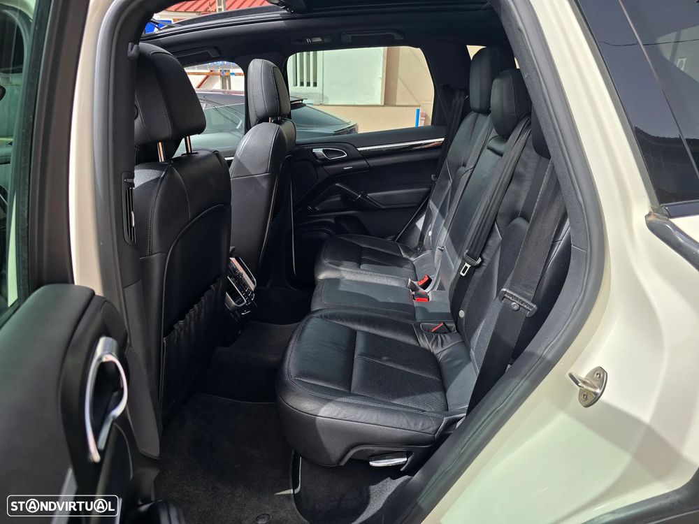 Porsche Cayenne 3.0 V6 - 19