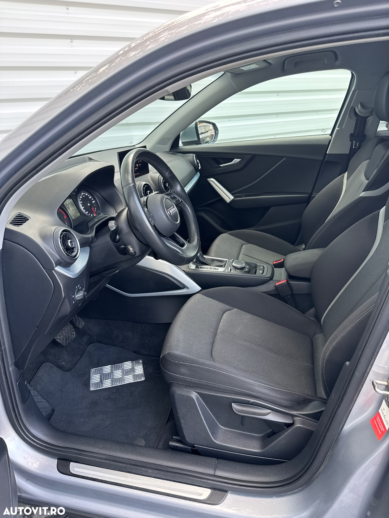 Audi Q2 2.0 TDI quattro S tronic sport - 9