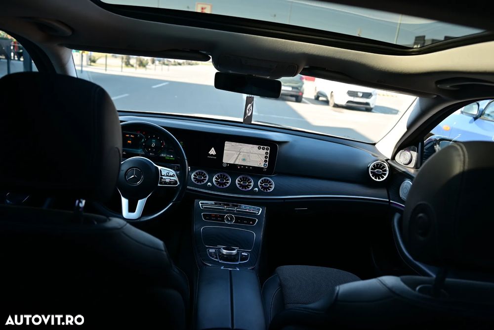 Mercedes-Benz E - 16