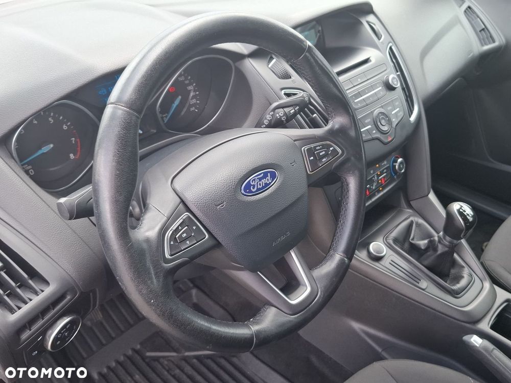 Ford Focus 1.6 Trend - 13