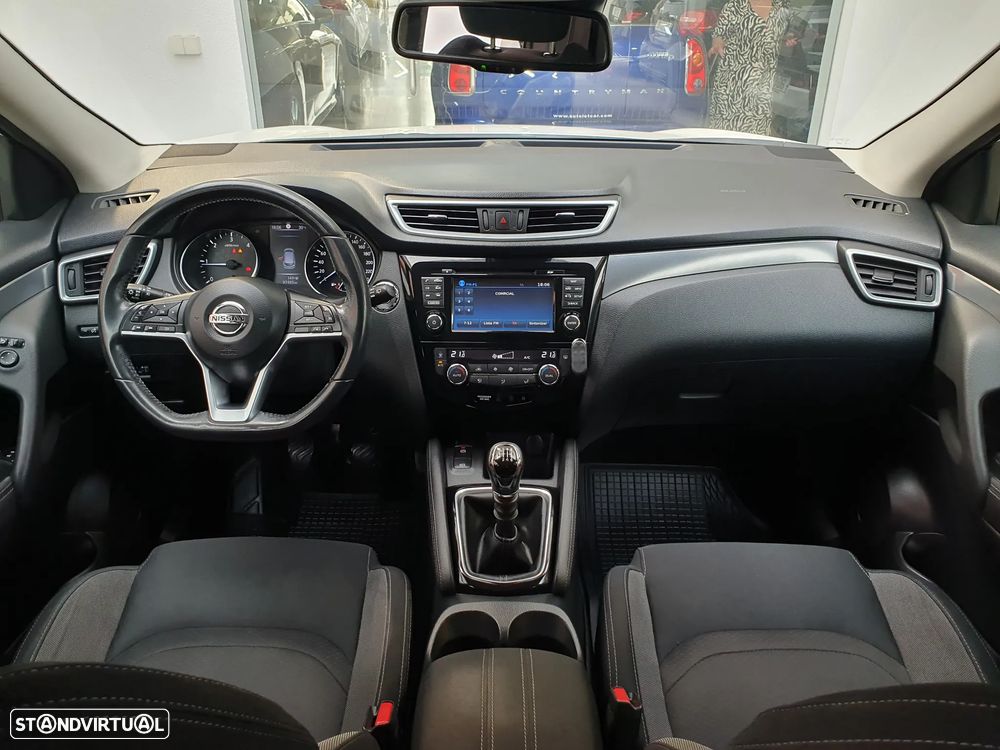 Nissan Qashqai 1.5 dCi N-Connecta - 25