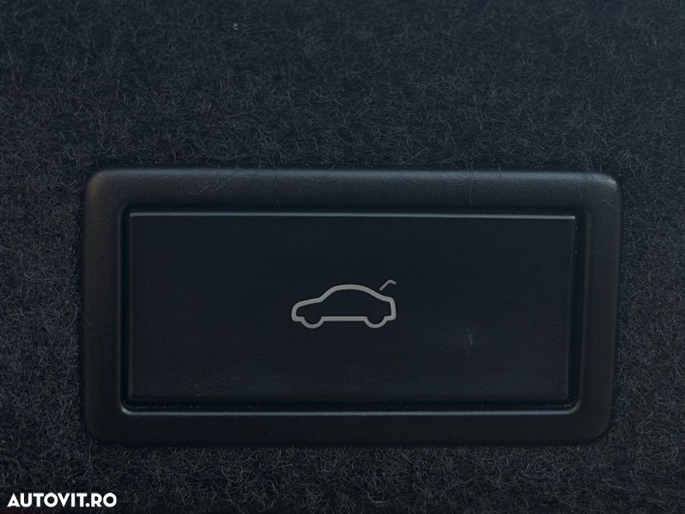 Volkswagen Passat 2.0 TDI SCR DSG Highline - 16