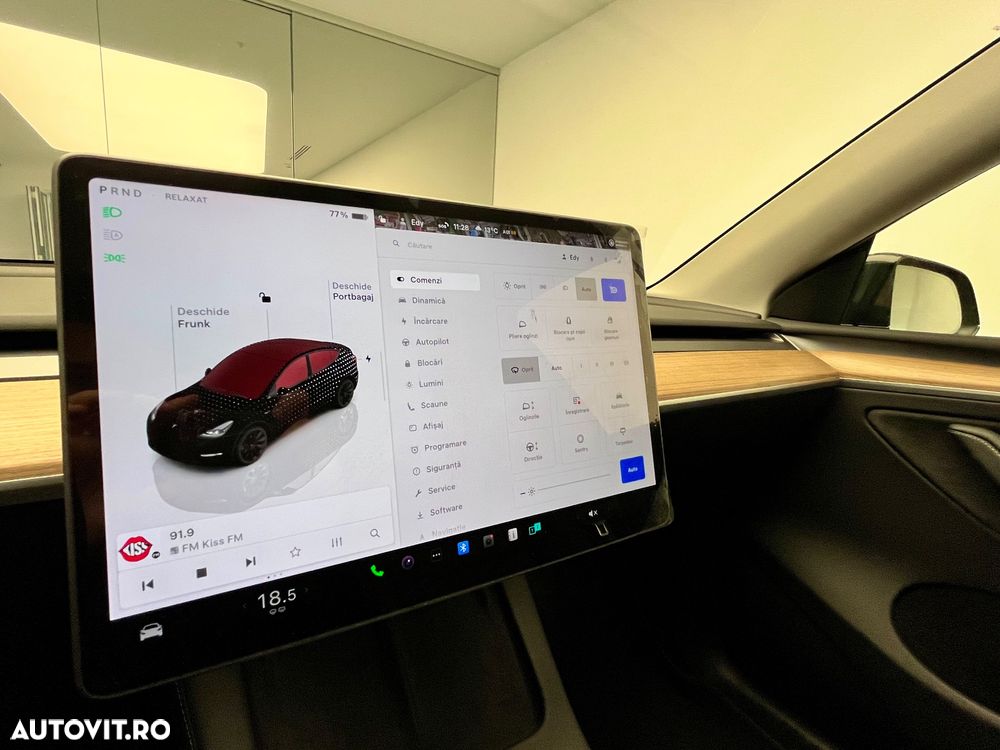 Tesla Model Y Long Range RWD - 19