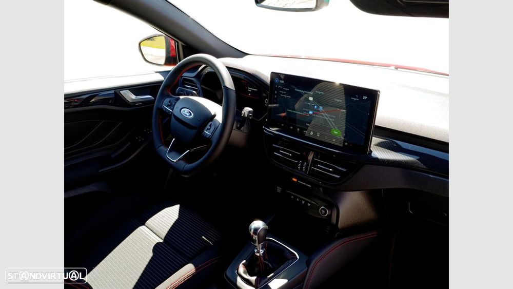 Ford Focus 1.0 EcoBoost MHEV ST-Line X - 21