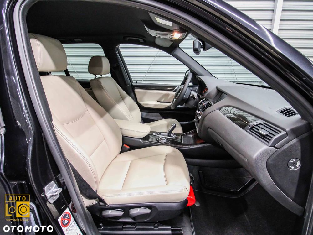 BMW X3 xDrive28i xLine - 10