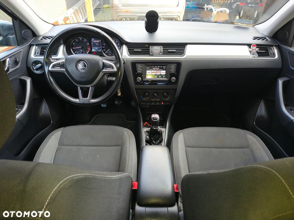 Skoda RAPID 1.2 TSI Ambition - 5