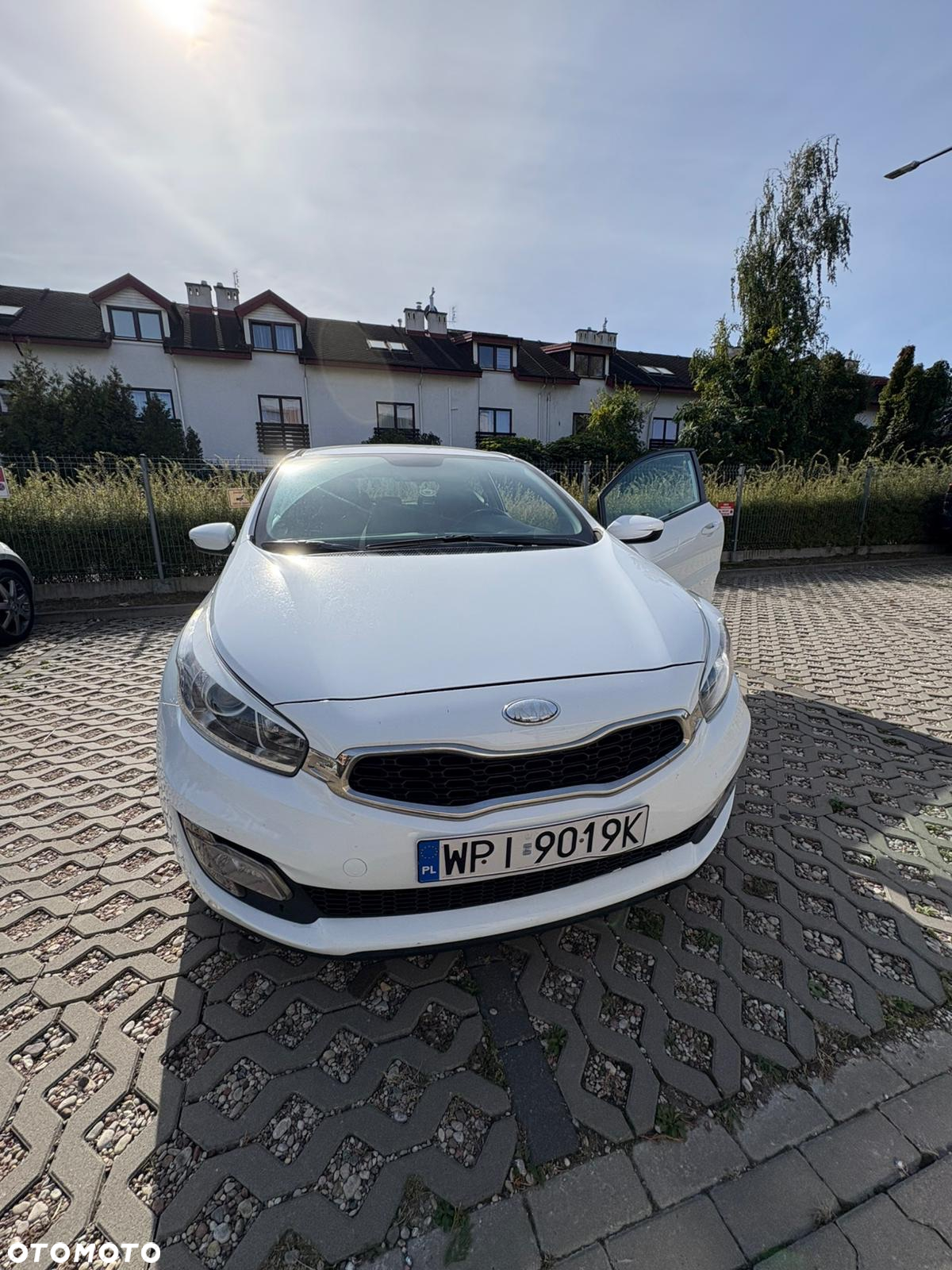 Kia Ceed - 11