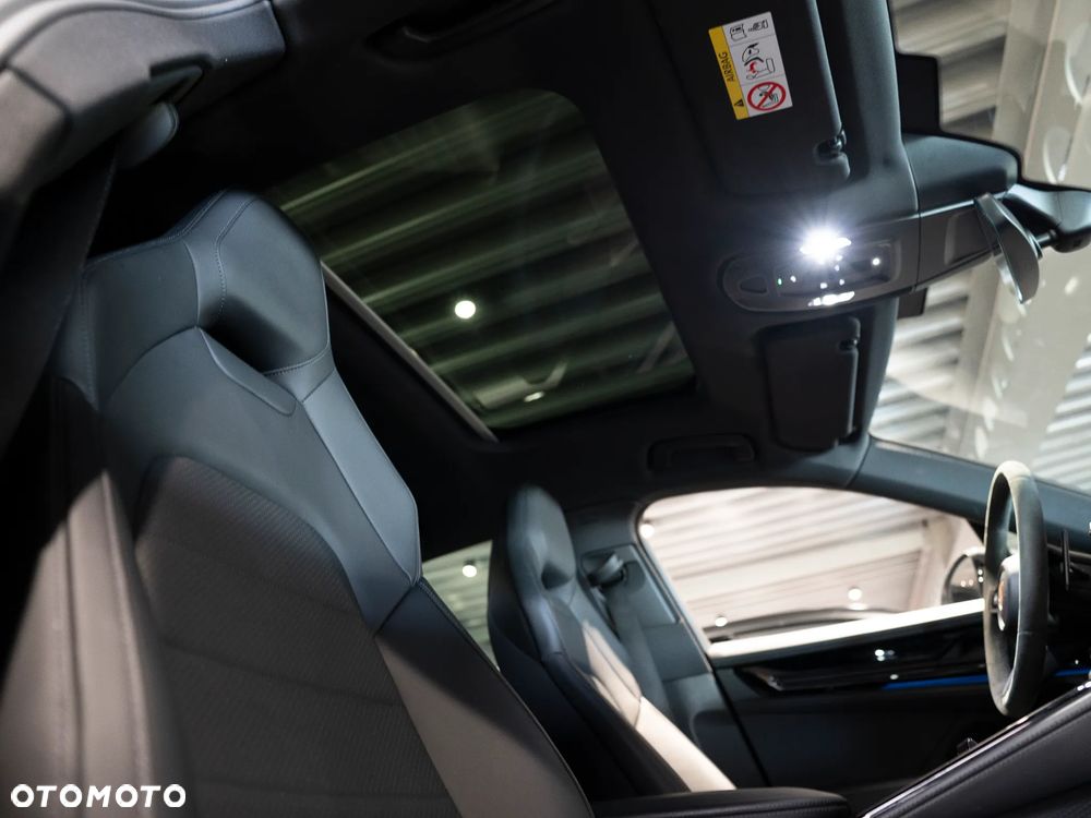 Porsche Panamera 4S E-Hybrid - 22