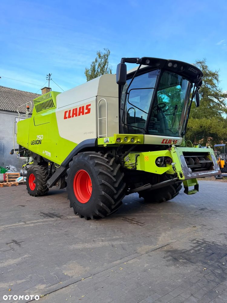 Claas LEXION 750 APS HYBRID - 9