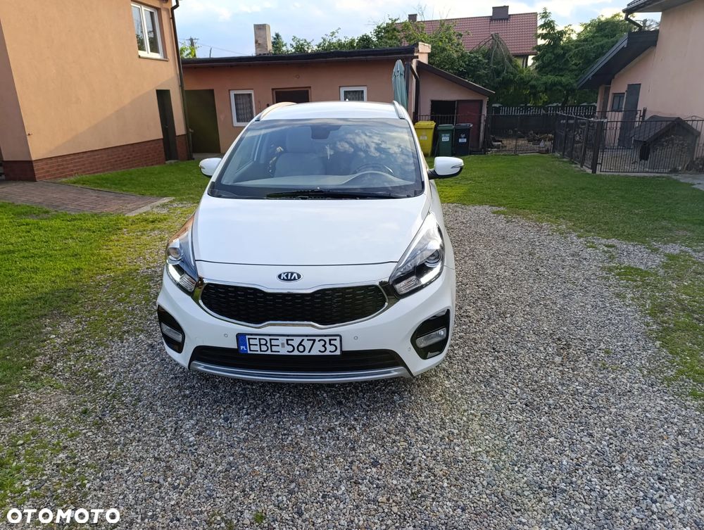 Kia Carens - 13