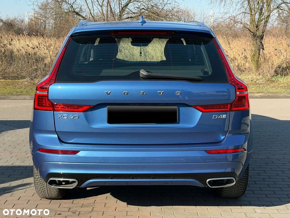 Volvo XC 60 D4 R-Design - 8