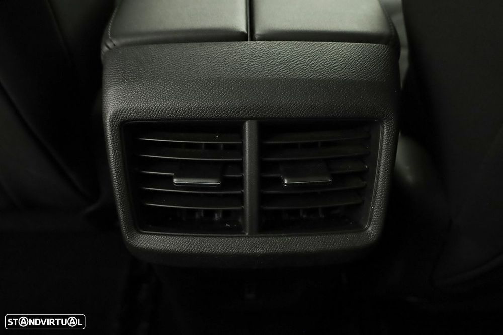 Citroën C5 Aircross 1.6 Hybrid Shine e-EAT8 - 27