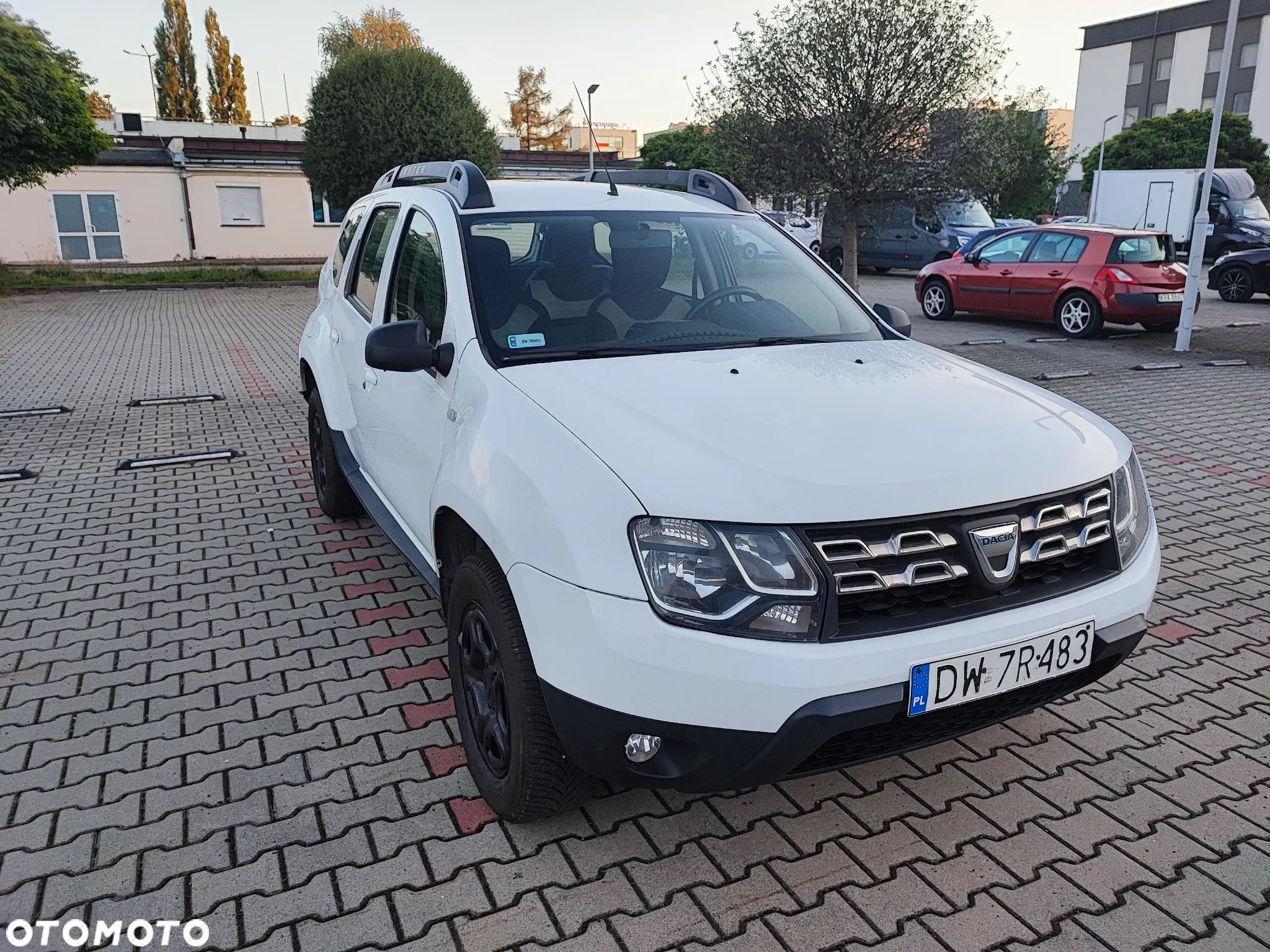 Dacia Duster 1.6 SCe Laureate 4x4 S&S - 7