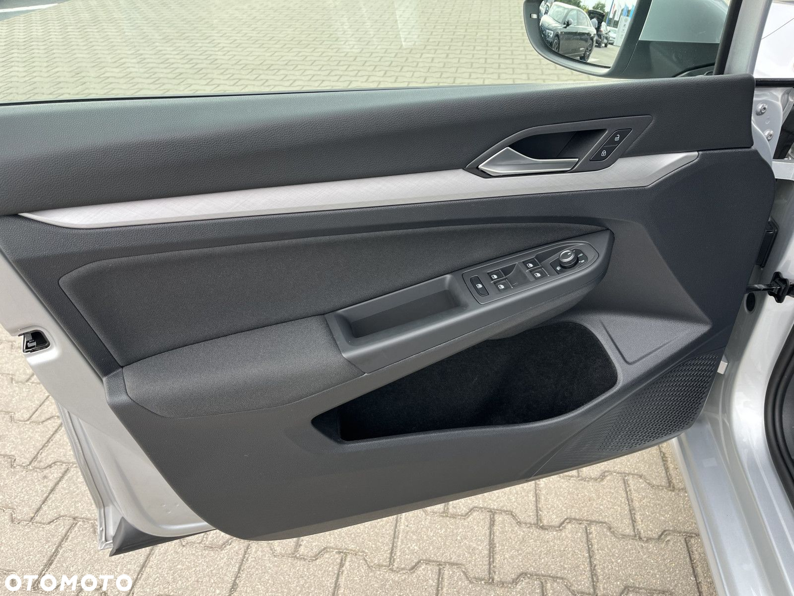 Volkswagen Golf - 17