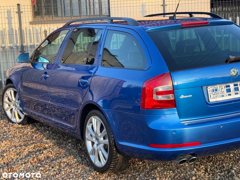 Skoda Octavia 2.0 TDI CR DPF DSG RS - 22