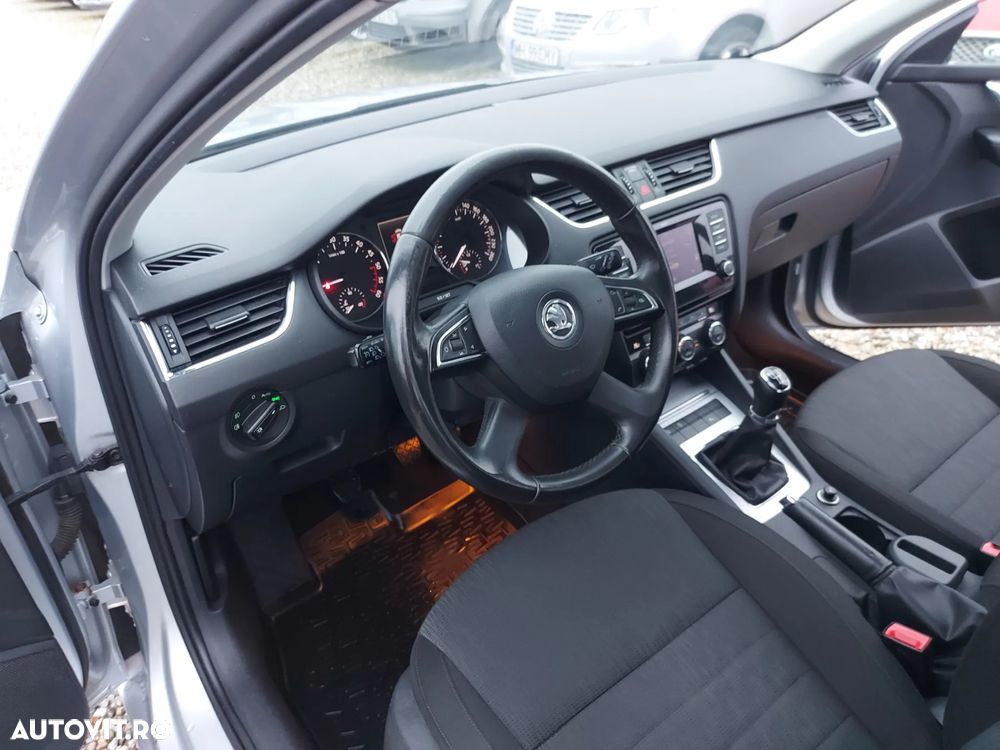Skoda Octavia - 15