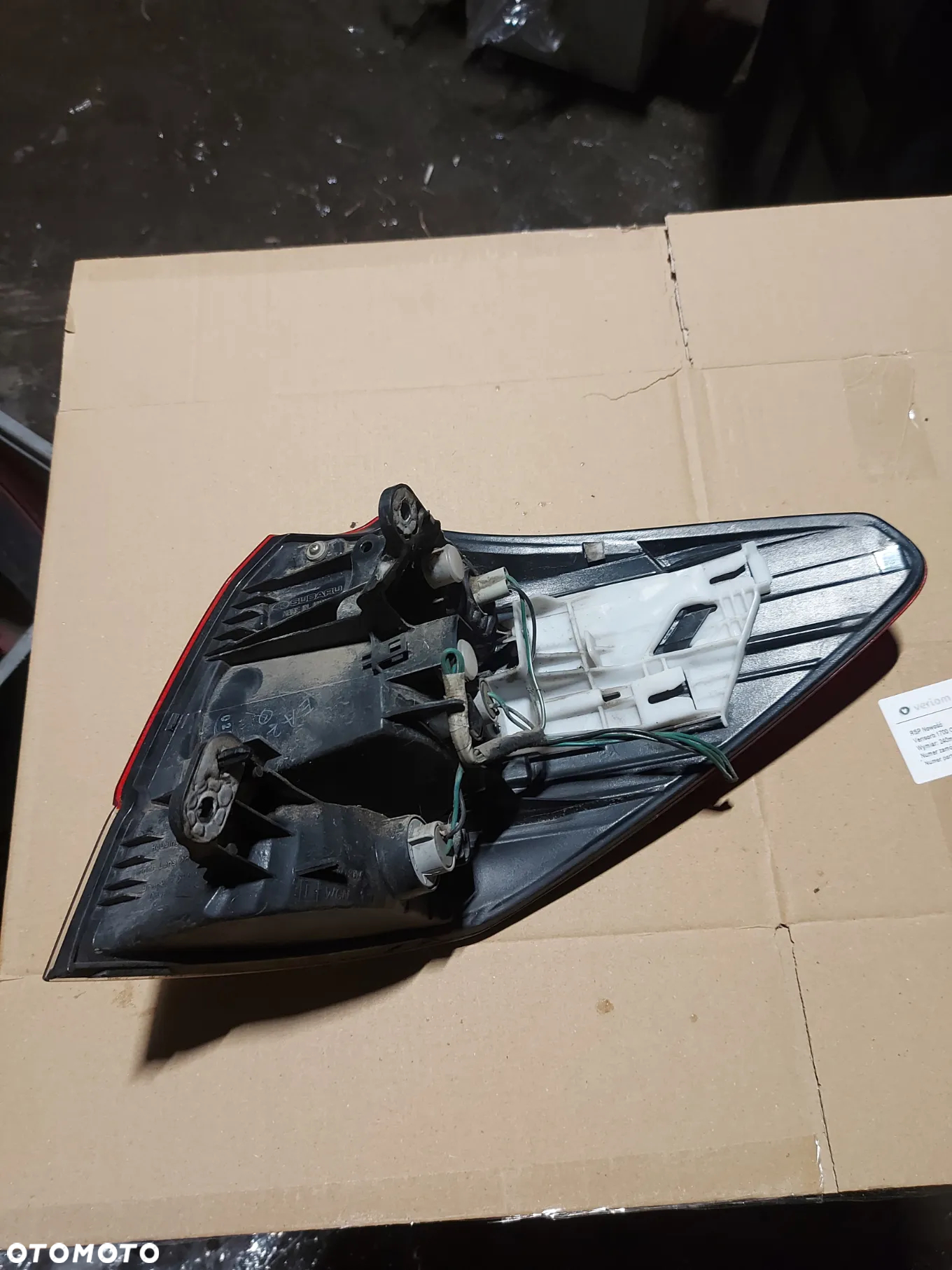 Lampa tylna lewy tył Subaru Legacy - 5