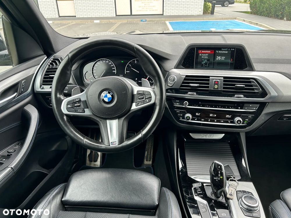BMW X3 xDrive20d - 33
