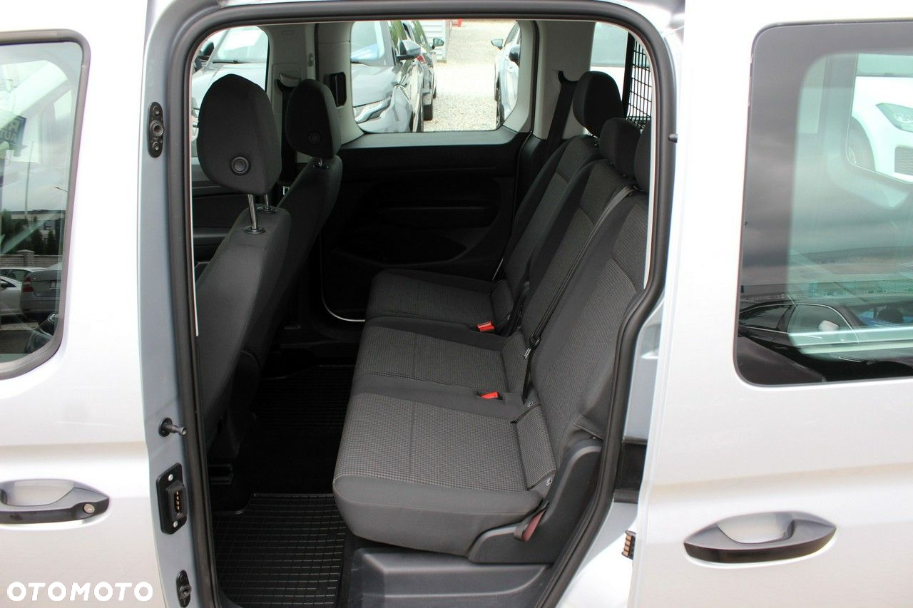 Volkswagen Caddy - 10