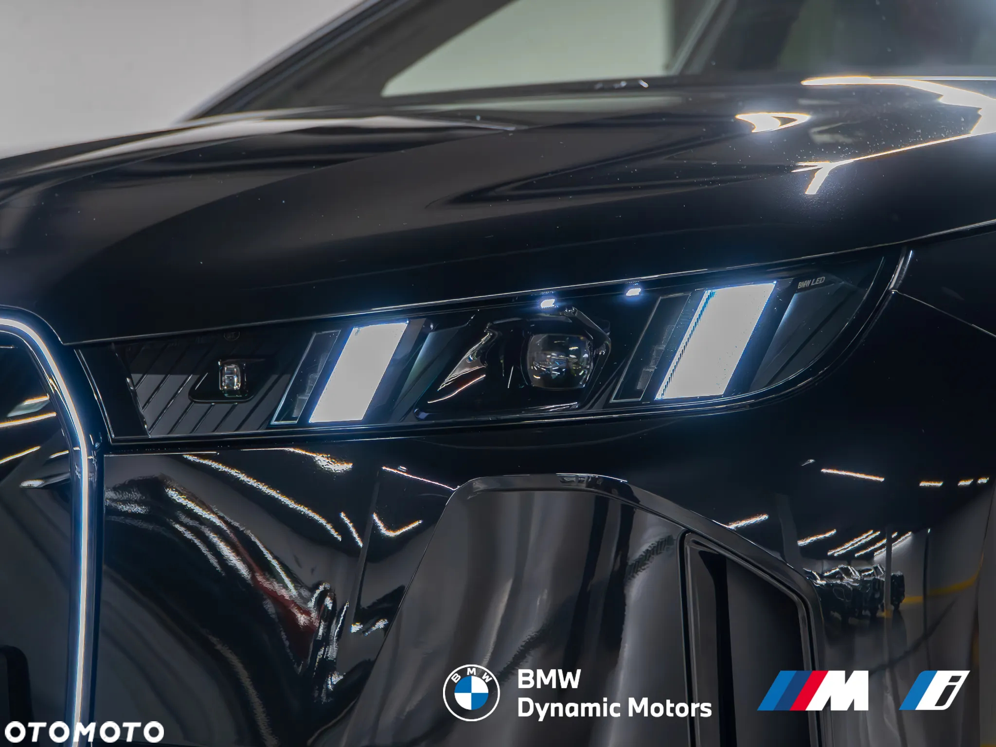 BMW iX xDrive45 - 9