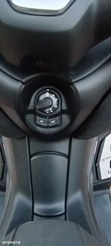 Yamaha X-max - 6