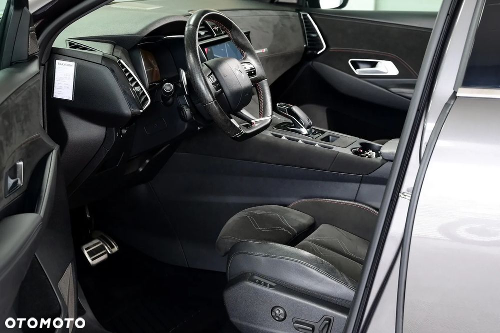 DS Automobiles DS 7 Crossback 2.0 BlueHDi Performance Line + - 7