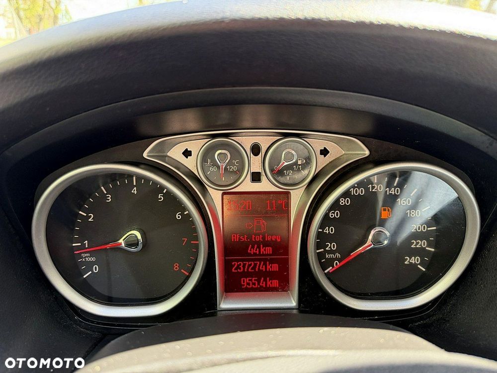 Ford Focus - 15
