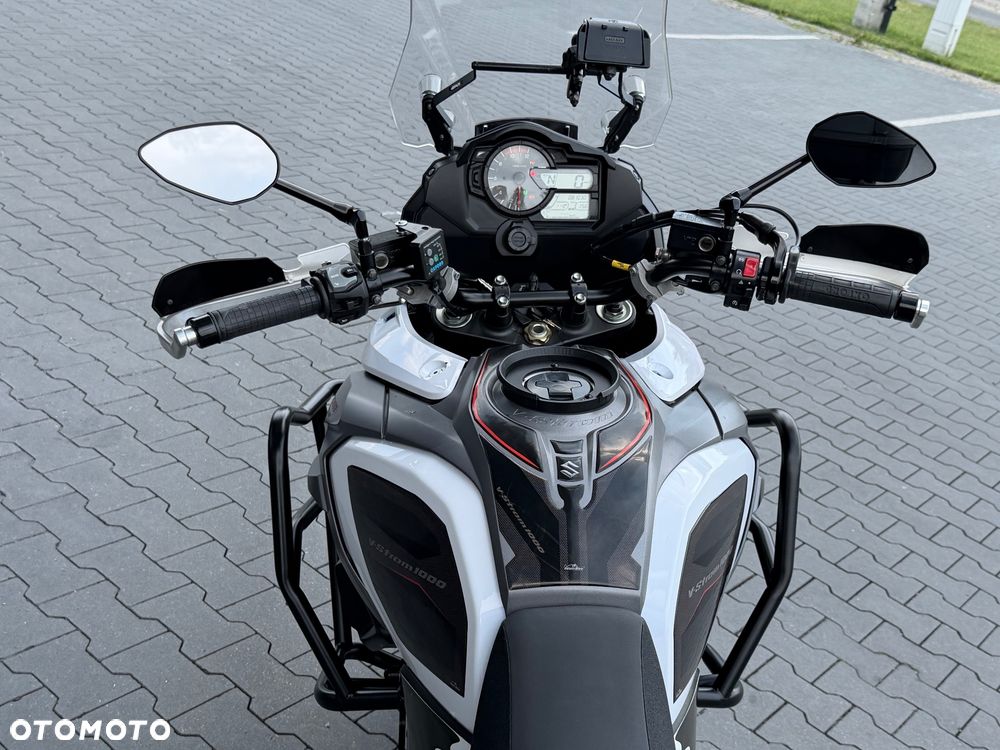 Suzuki V-STROM - 21