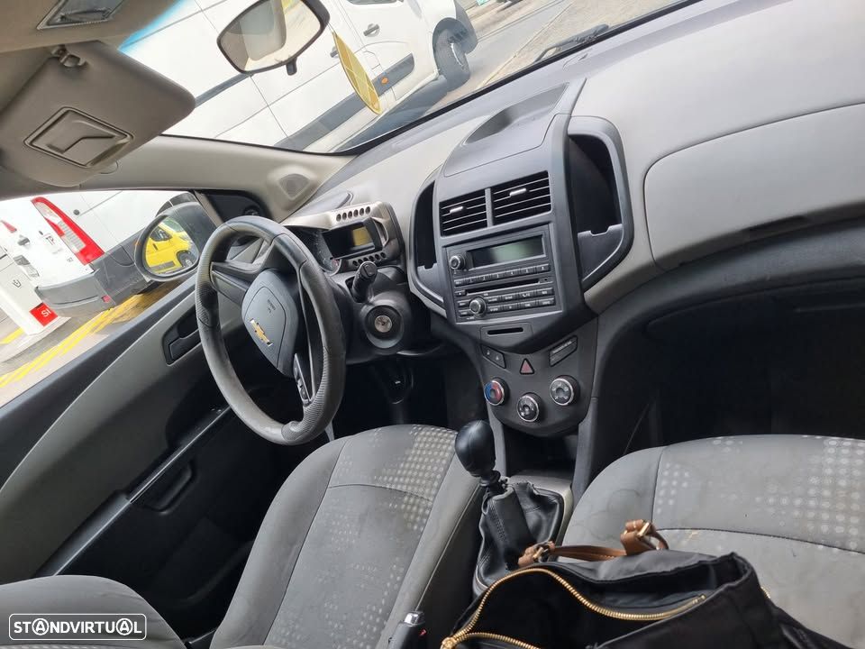 Chevrolet Aveo 1.2 LS - 3