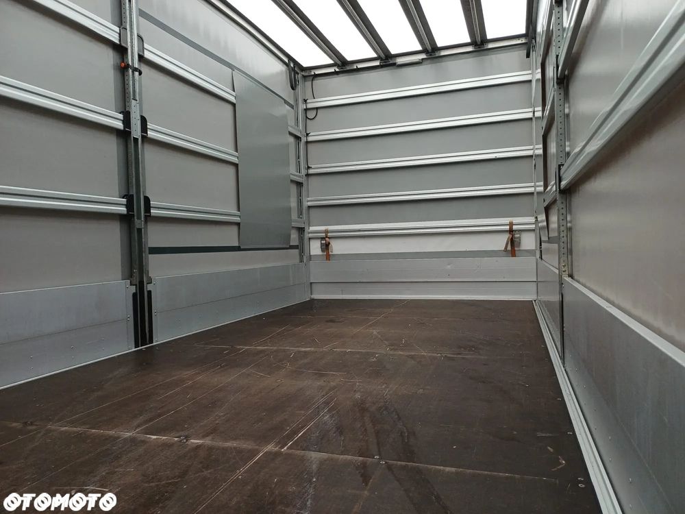 Renault MAN TGE 10 PALET zaw.poduszki 2021r EURO 6 - 17
