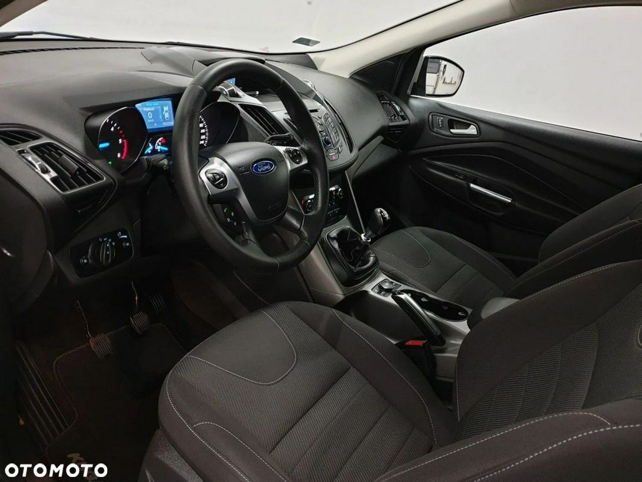 Ford Kuga 2.0 TDCi AWD Titanium - 36