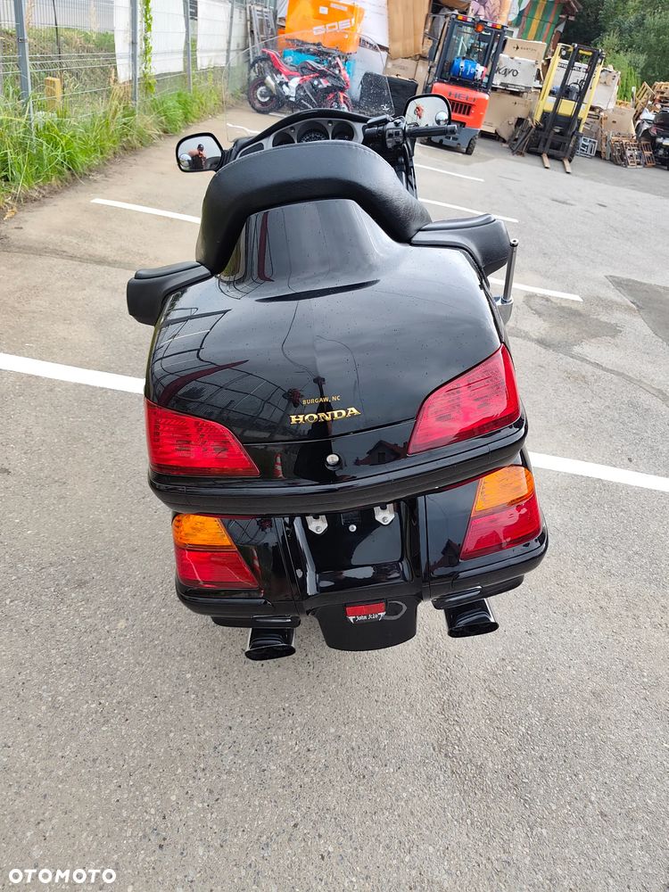 Honda GL - 24