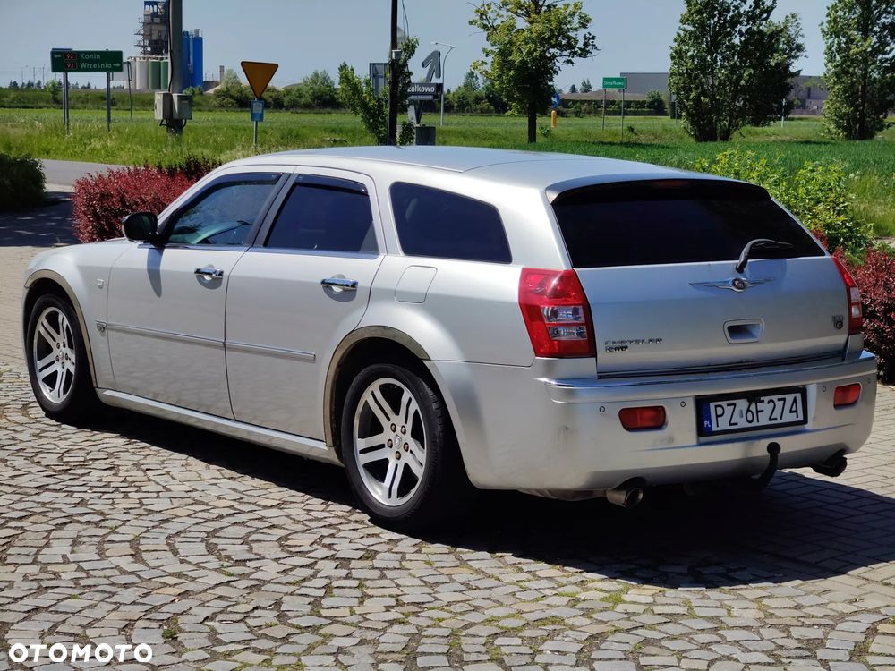Chrysler 300C - 16