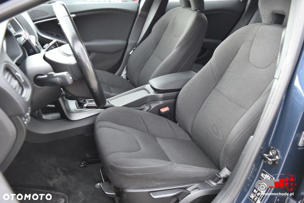 Volvo V40 - 17