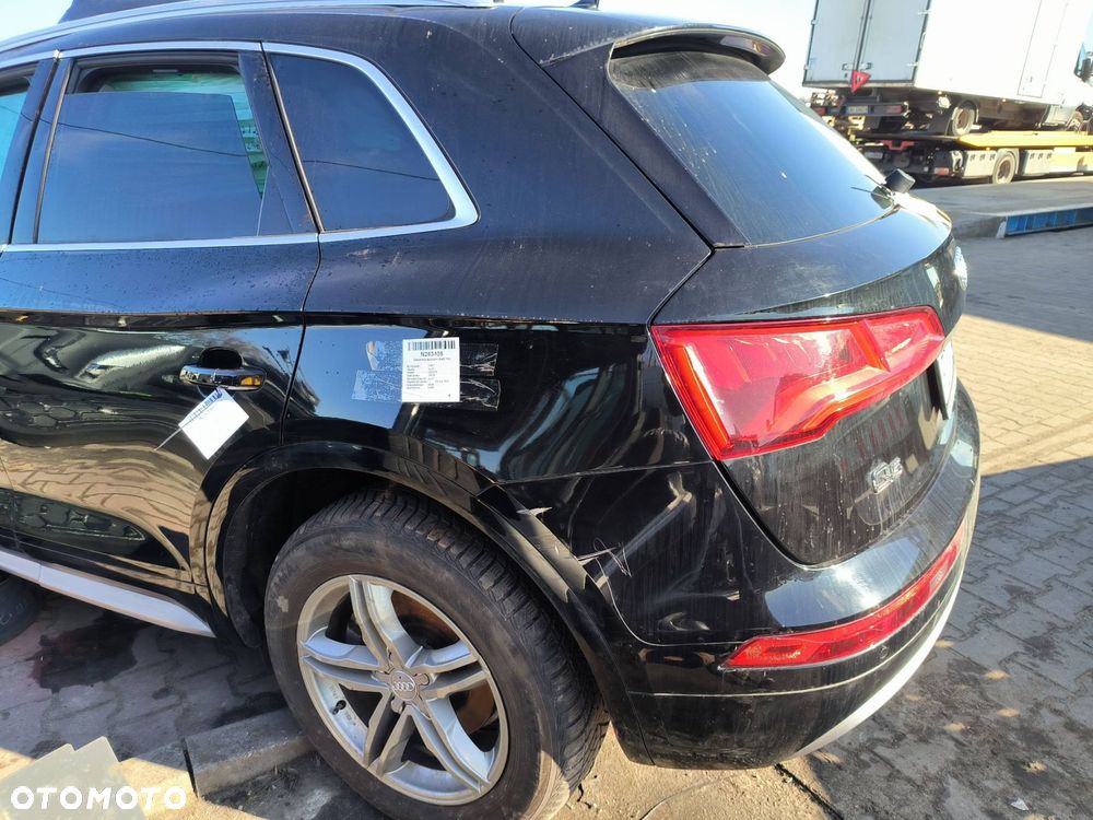ĆWIARTKA BŁOTNIK LEWY TYŁ AUDI Q5 II FY LY9T - 2