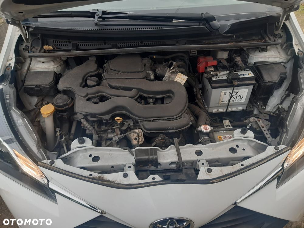 Toyota Yaris - 17