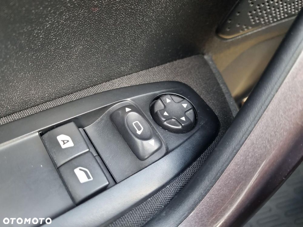 Peugeot 2008 1.4 HDi Access - 21