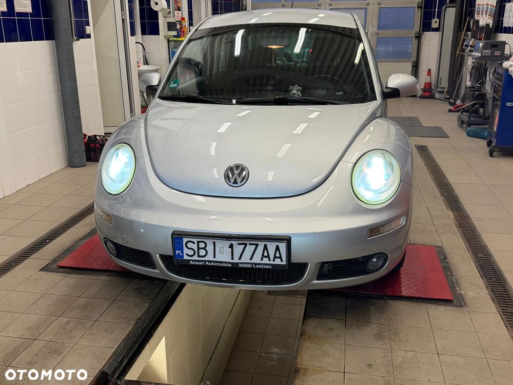 Volkswagen New Beetle - 15