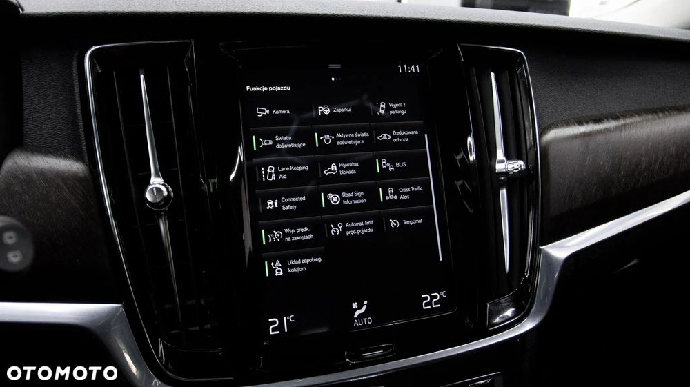 Volvo V90 Cross Country D4 SCR AWD Pro - 25