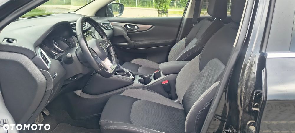 Nissan Qashqai 1.2 DIG-T N-Connecta Xtronic - 8