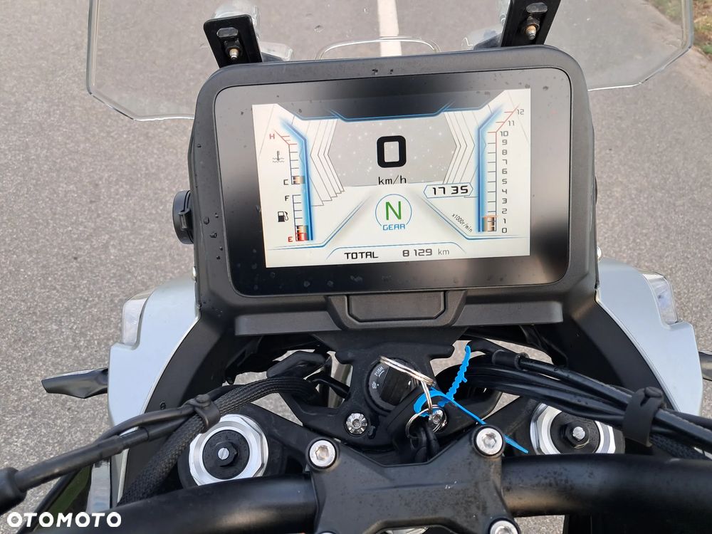 QJMOTOR SRK 700 - 9
