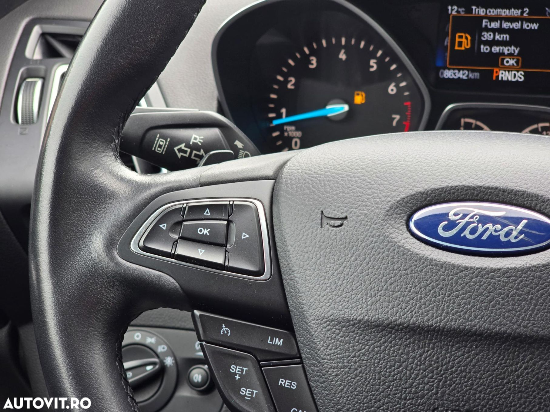 Ford Kuga - 13
