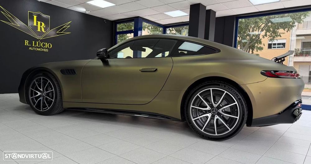 Mercedes-Benz AMG GT 43 - 21