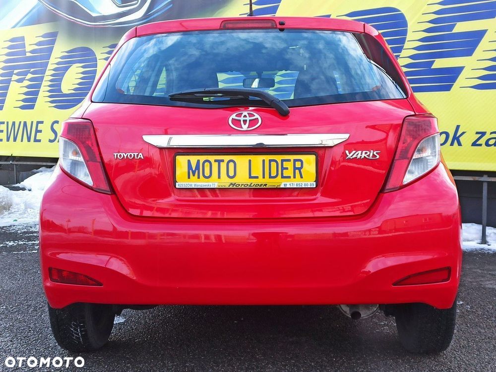 Toyota Yaris - 4