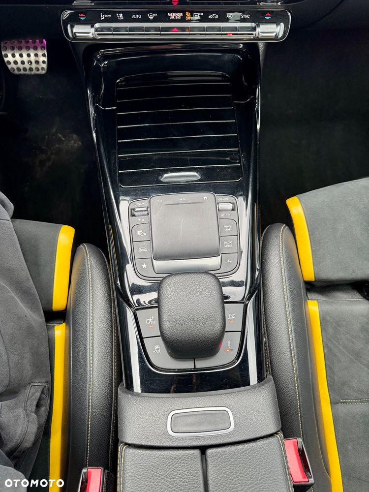 Mercedes-Benz Klasa A 45 S AMG 4-Matic Street Style Edition 8G-DCT - 17